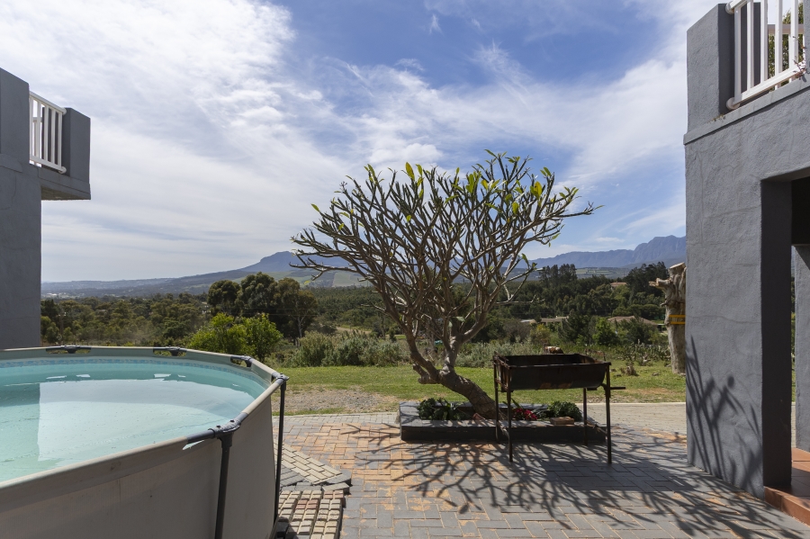 3 Bedroom Property for Sale in Firlands Western Cape